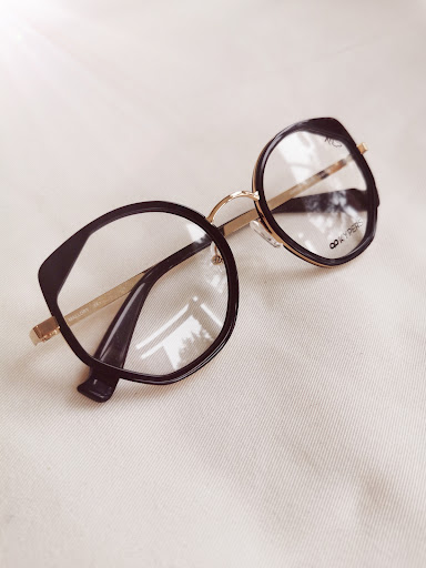 Les lunettes de Marion - Thumbnail