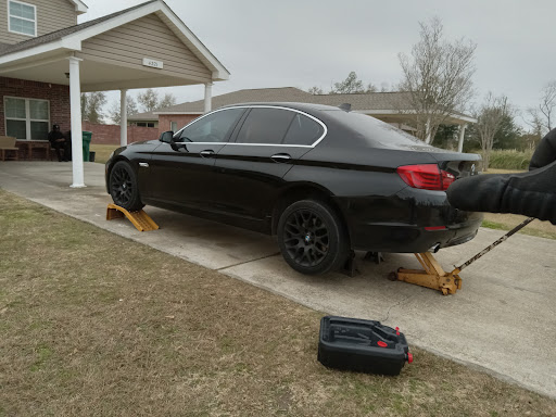 Johnson's Mobile Mechanic - Thumbnail