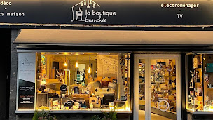 Photo n°1 de LA BOUTIQUE BRANCHÉE - AUBRAC ELECTRIC à Laguiole (Magasin d'ameublement et de décoration)