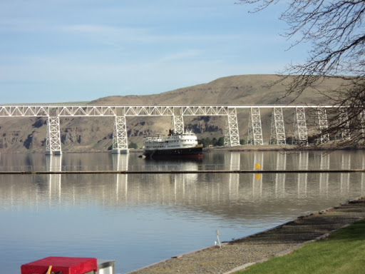Starbuck / Lyons Ferry Marina KOA Holiday 102 Lyons Ferry Rd., Starbuck, WA 99359