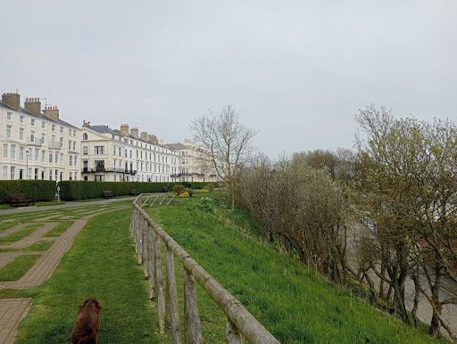 Sea front - Visual