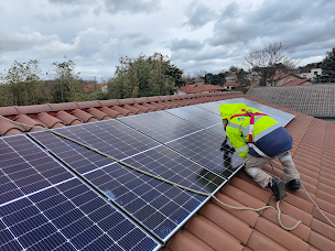 Photo n°8 de RPELEC à Saint-Priest (Fournisseur d'équipements d'énergie solaire)