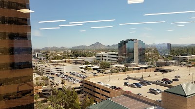 Photos of Banner Corporate Center Phoenix Plaza: - Phoenix