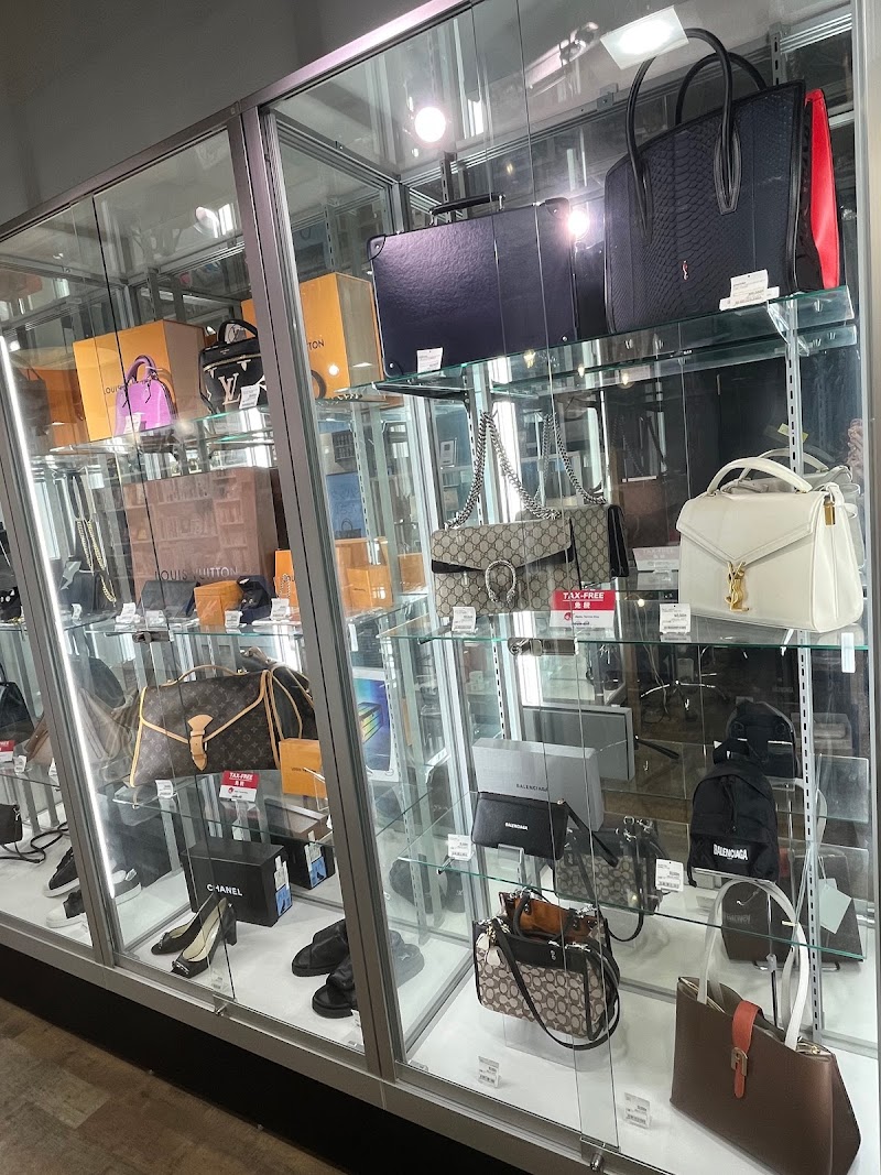 Rehello by BOOKOFF 田町駅西口店