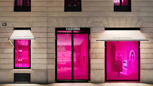 Photo n°15 de VALENTINO à Saint-Tropez (Magasin de vêtements pour femmes)