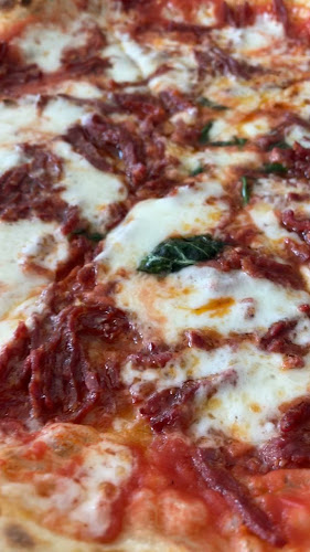 L'Antica Pizzeria da Michele JBR Hours
