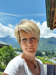 Photo n°4 de Créa'Tif coiffeuse à domicile à Essert-Romand (Salon de coiffure)