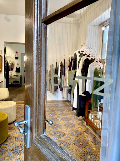 Blitz Boutique - Visual