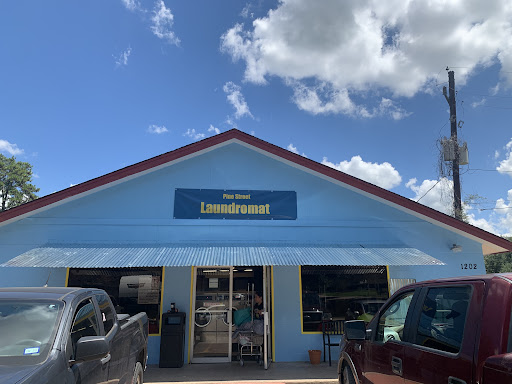 Pine street laundromat