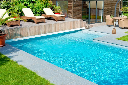 Photo de Aquilus Piscines et Spas La Rochelle à Saint-Xandre (17138)