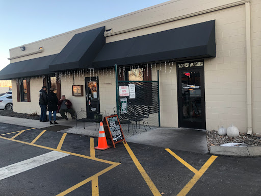 Kahootz Steak & Alehouse