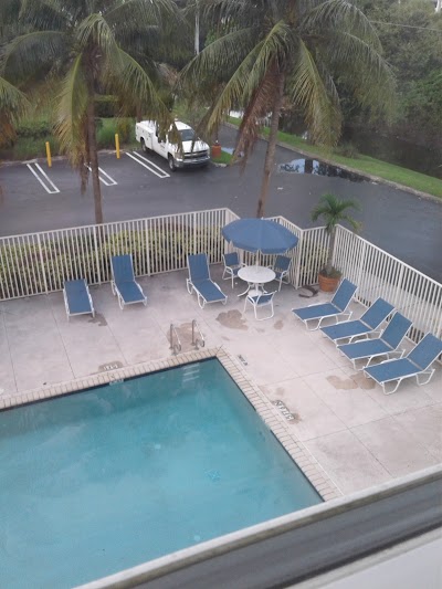 Photos of Extended Stay America Hotel West Palm Beach - Northpoint Corporate Park