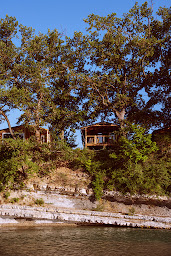 Photo n°36 de Les Chamberts, Camping & Lodges à Piégros-la-Clastre (Service de location de tentes)