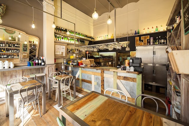 LA TAVERNICOLA
