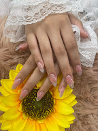 NAIL COULEUR AUGUSTE BLANQUI à Paris