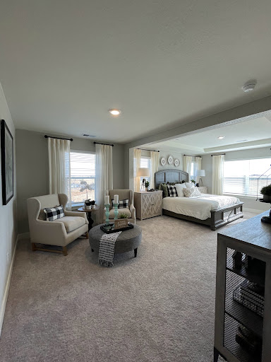 Alyssa Petronella RE/MAX Real Estate Agent - Thumbnail