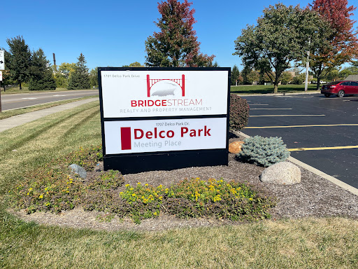 Bridgestream Realty