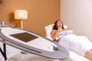 Photo n°10 de Phénicia Medical Spa - Médecine Esthétique et Epilation définitive à Marseille (Centre d'amincissement)