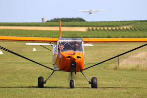 Photo n°1 de Aéro Club de la Pierre Levée à Saint-Même-les-Carrières (Aéro-club)