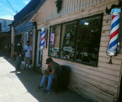 Photos of Gentleman Barber&iacute;a
