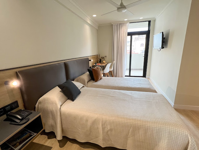 Hotel Adonis Capital by null