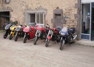 Photo n°3 de Gardarin Christian - C.G.MECANIC à Charbonnières-les-Vieilles (Atelier de réparation pour motos)