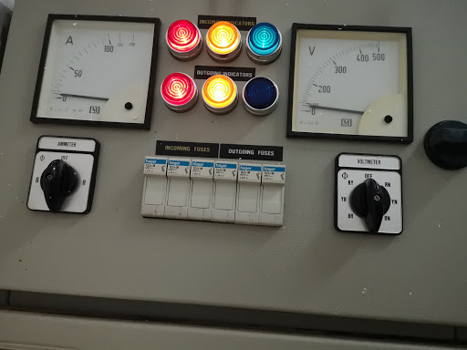 WH Electrician - Thumbnail
