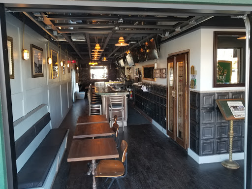 Triple Crown Tavern - Thumbnail
