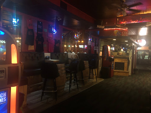 Dee's Bar & Lounge - Thumbnail