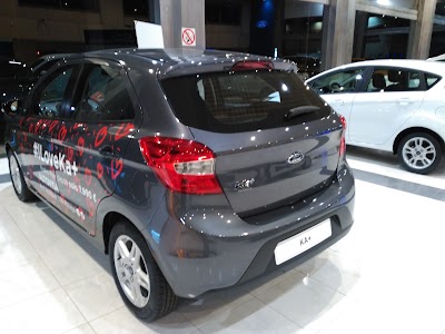 Photos of Ford dealer Autovisa