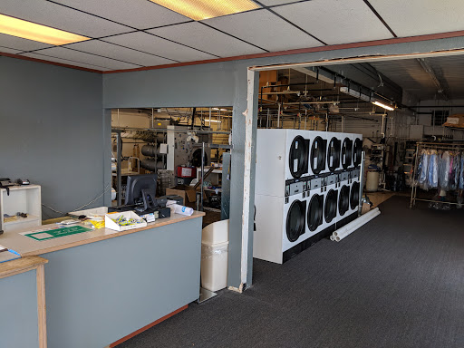 Johns Cleaners - Visual
