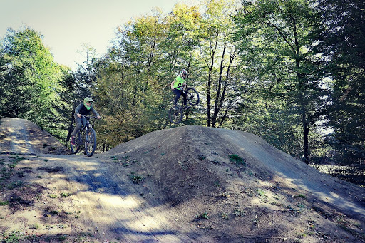 Dirt Bike Bahn Berliner Park - Thumbnail
