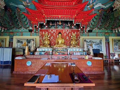 Mu-Ryang-Sa Korean Buddhist Temple