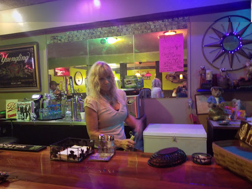 Lodis Bar And Grill - Thumbnail