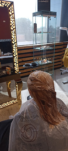 YD Hair Studio - Thumbnail