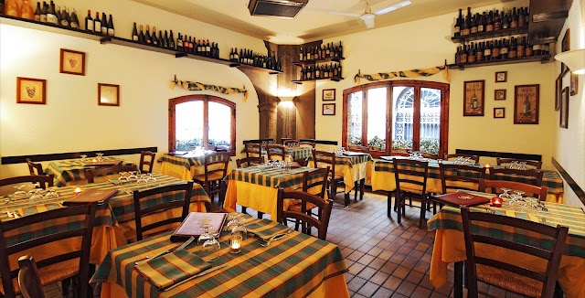 Taverna del Postiglione ristorante Bologna centro