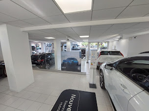 Photo n°3 de KIA IDFA BOULOGNE à Boulogne-Billancourt (Vendeur de voitures d'occasion)