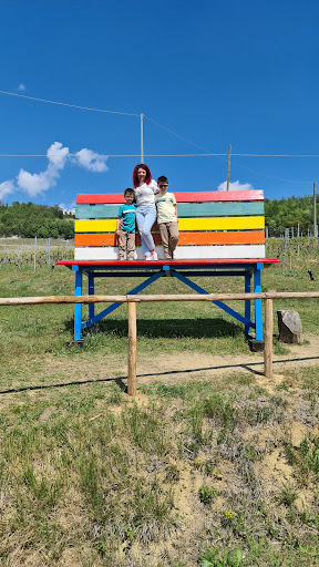 Panchina gigante dell'arcobaleno
