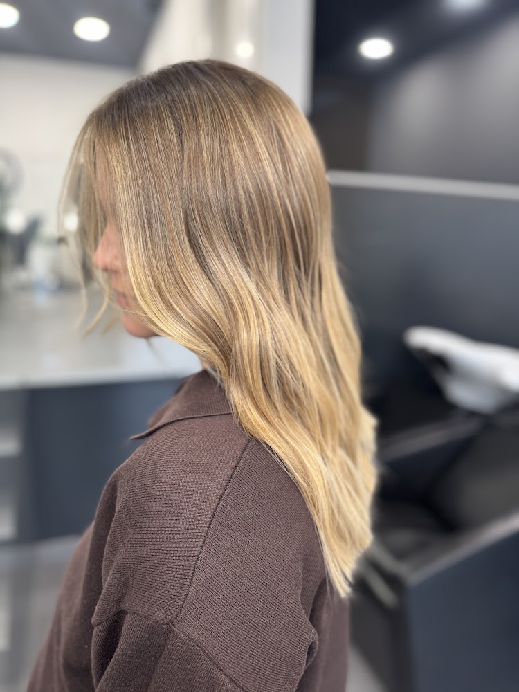 Estilistas Sheila Núñez - Peluquería en Pamplona