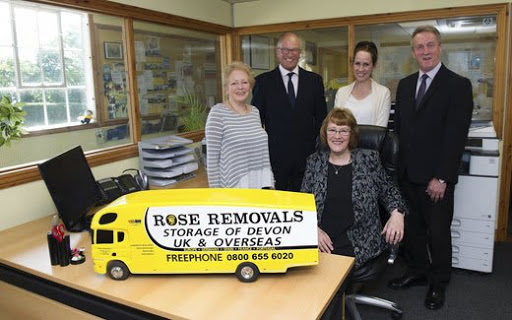 Rose Removals - Thumbnail