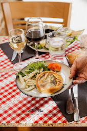 Photo n°276 de Restaurant La Confiance à Le Mont-Saint-Michel (Bar)