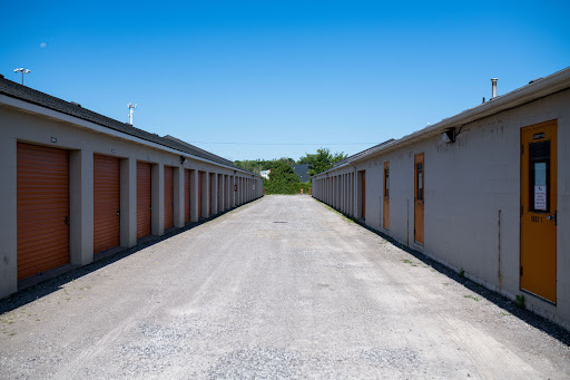 Apple Self Storage - Niagara Falls - Oakwood