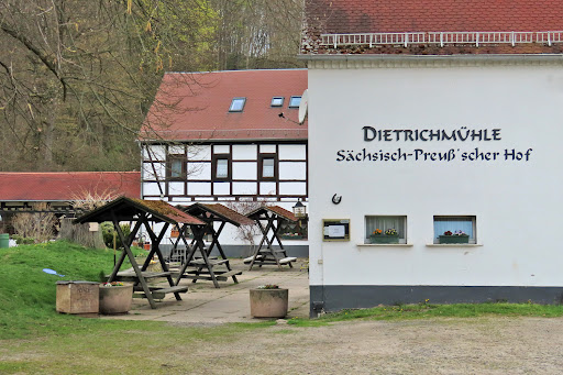 Ausflugslokal und Ferienwohnung Dietrichmühle