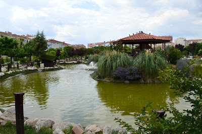 Barış Parkı (Suni Gölet)