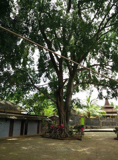 Photos of Makam Syaikh Abdulloh Asy'ari Sunan Bejagung Lor