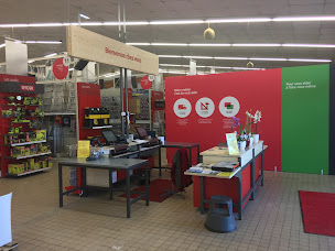 Photo n°6 de Mr.Bricolage Saint Etienne De Montluc à Saint-Étienne-de-Montluc (Magasin d'outillage)