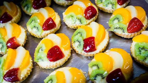 Mona's Bakehouse - Thumbnail