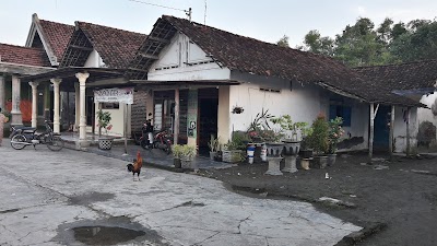 home-goods-store