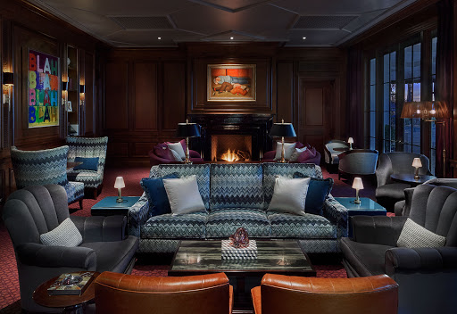 The Manor Bar