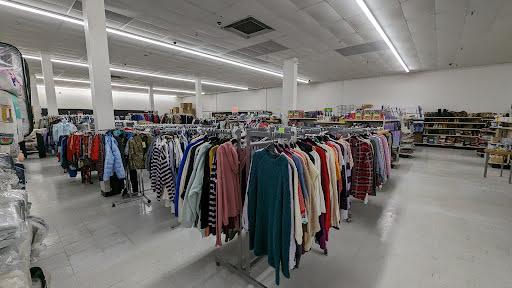 Bargain Maxx - Visual